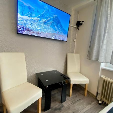 24 Hour-Self Check-In Apartment Namestie Svaeteho Egidia Πόπραντ Εξωτερικό φωτογραφία