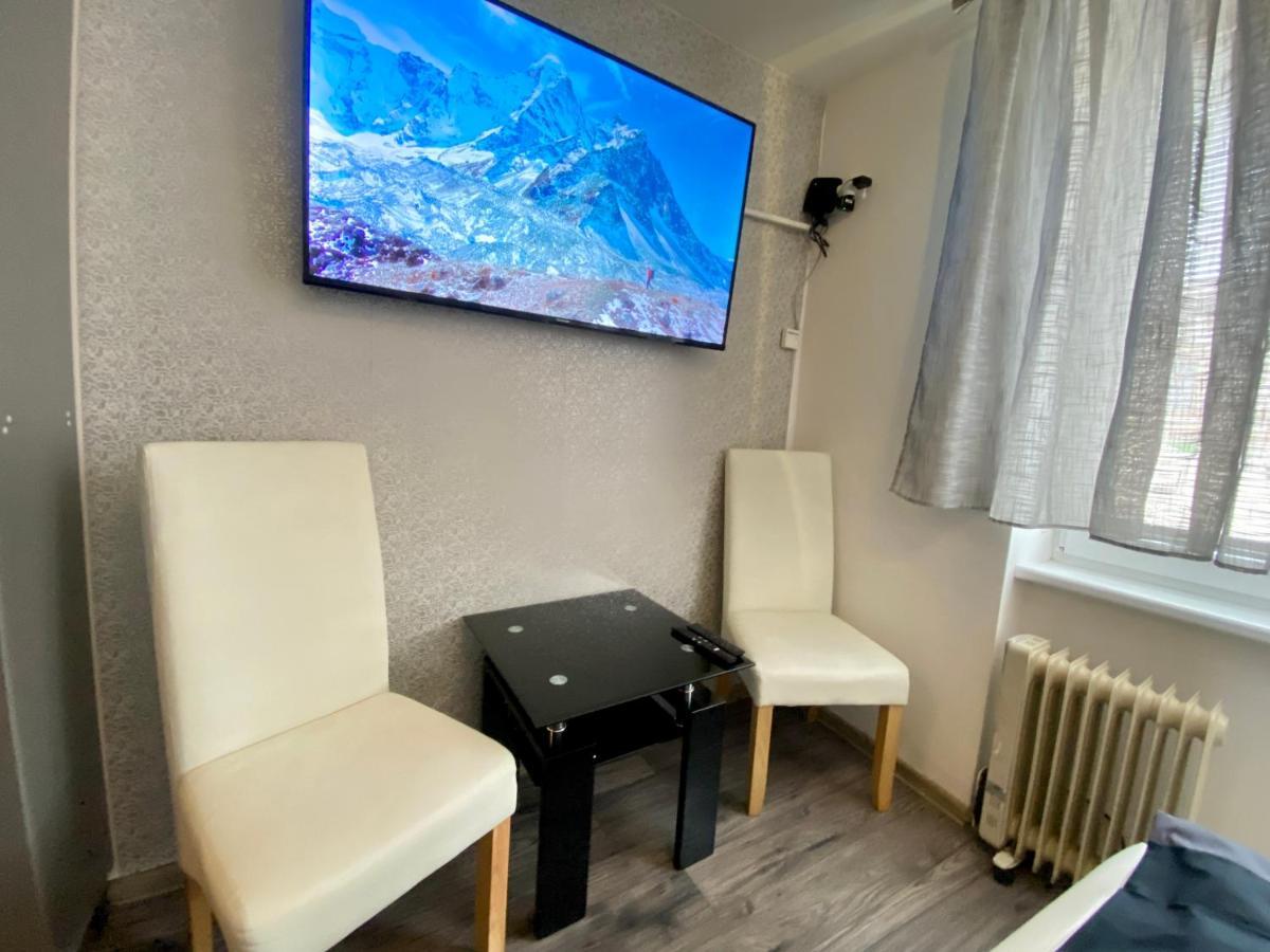 24 Hour-Self Check-In Apartment Namestie Svaeteho Egidia Πόπραντ Εξωτερικό φωτογραφία